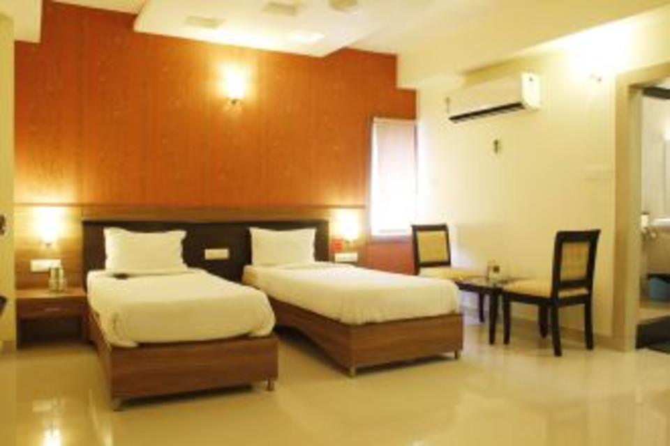 Hotel Shilpa Regency Kottarakara Екстер'єр фото